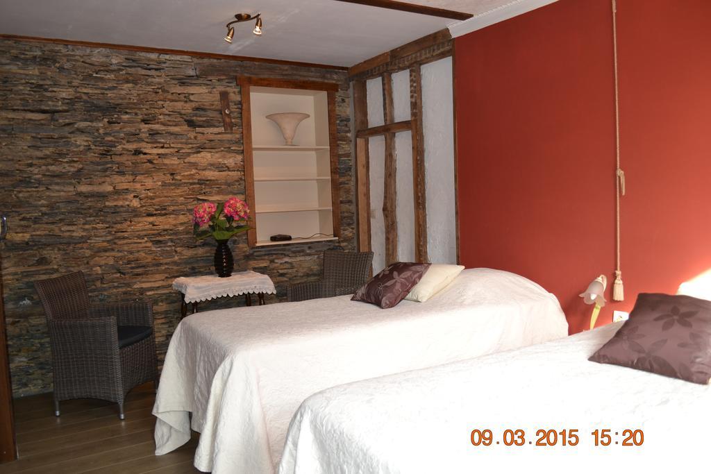 Auberge Au Naturel Des Ardennes Рошо Номер фото