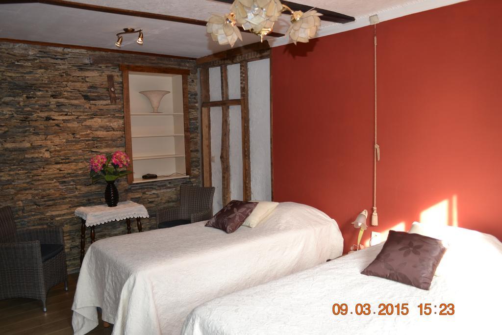 Auberge Au Naturel Des Ardennes Рошо Номер фото