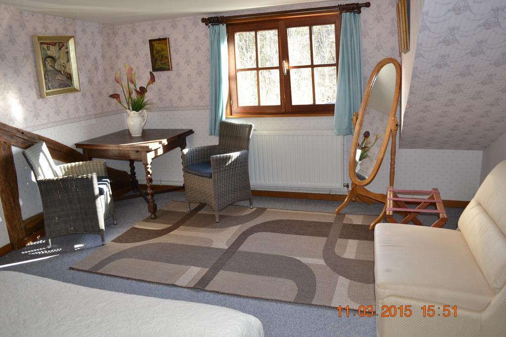 Auberge Au Naturel Des Ardennes Рошо Номер фото